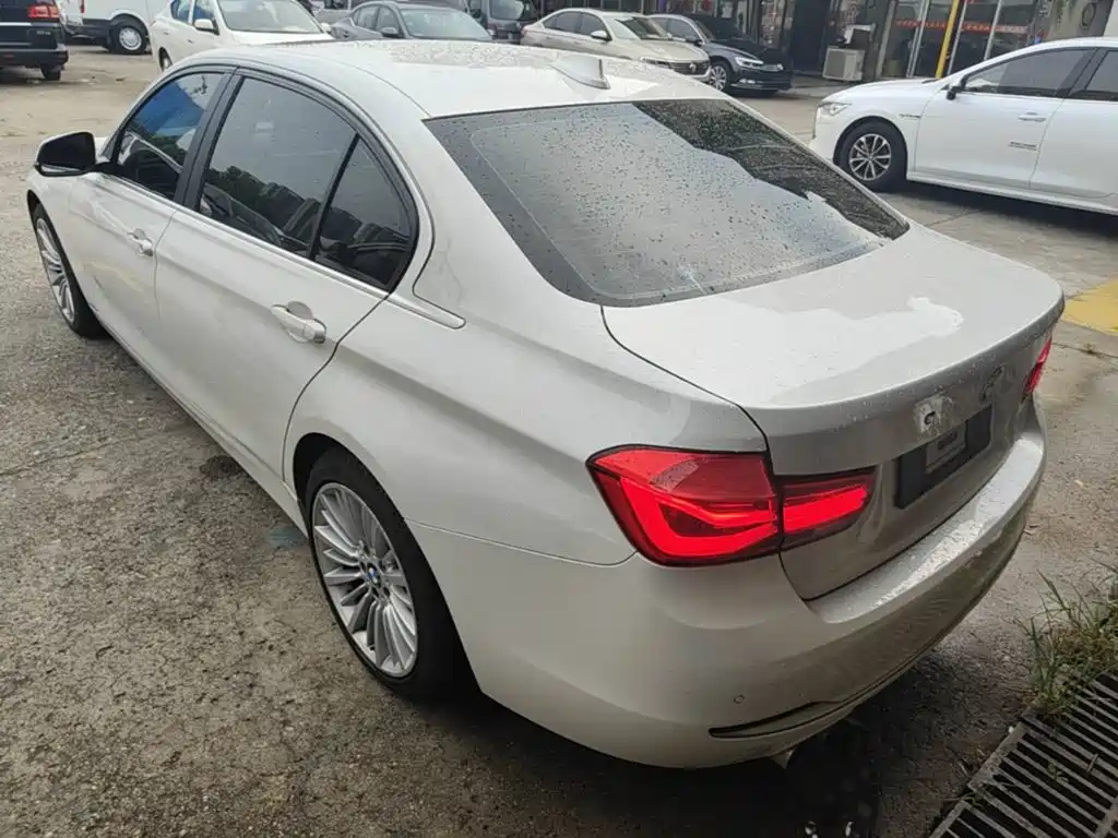 BMW 3 Series — миниатюра 5