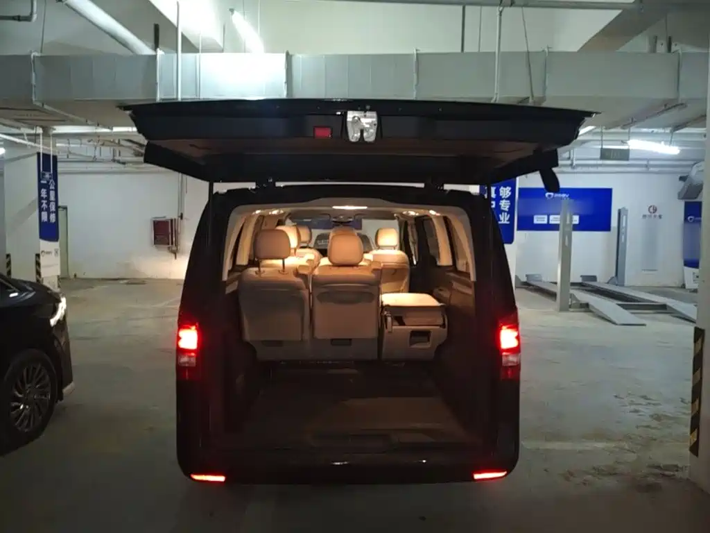 Mercedes-Benz Vito — миниатюра 19