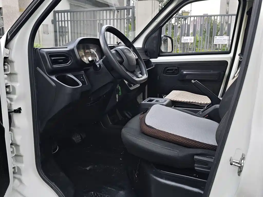 Karry Jiangtun E7 — миниатюра 5