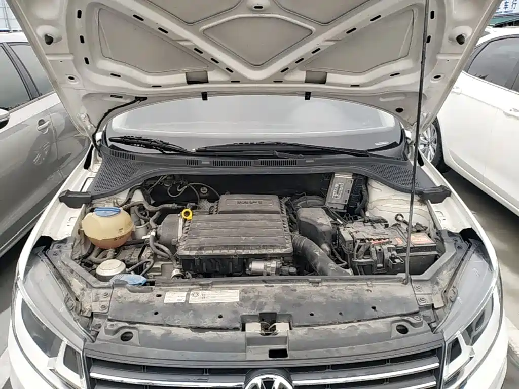 Volkswagen Santana — миниатюра 20