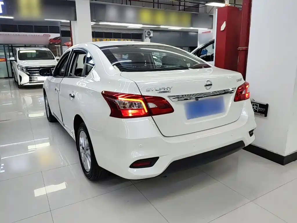 Nissan Sylphy — миниатюра 5
