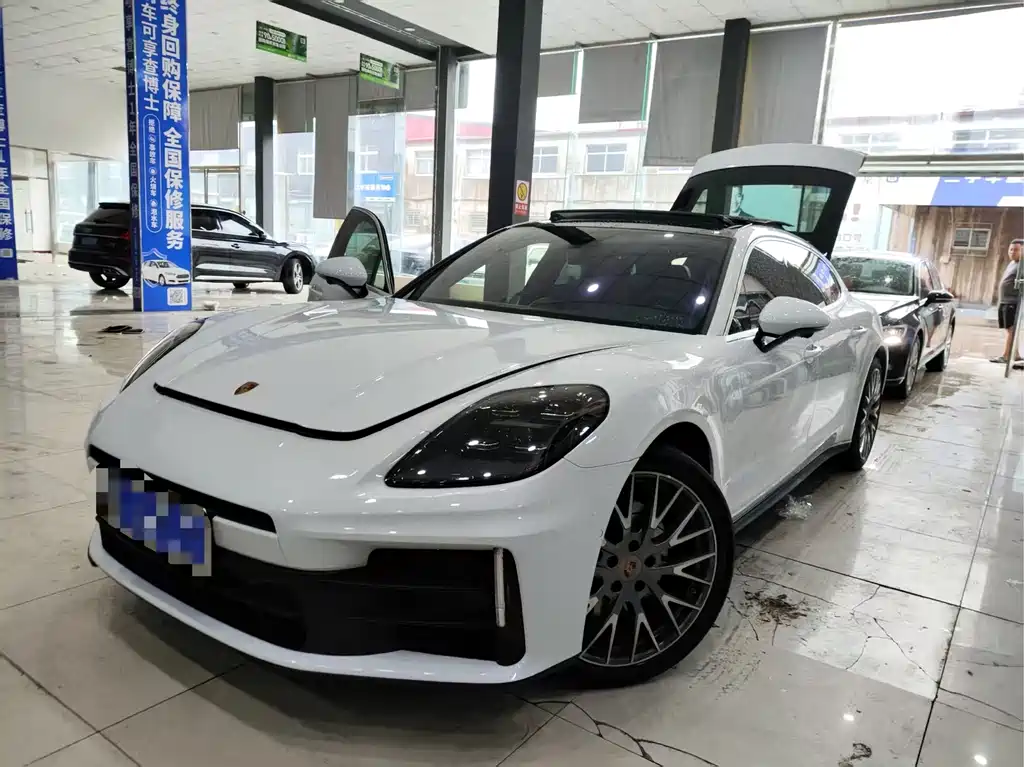 Купить Porsche Panamera