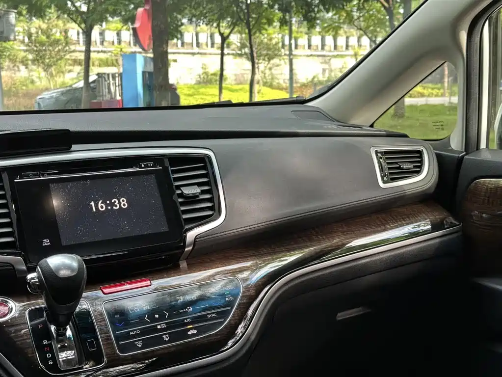 Honda Odyssey — миниатюра 15