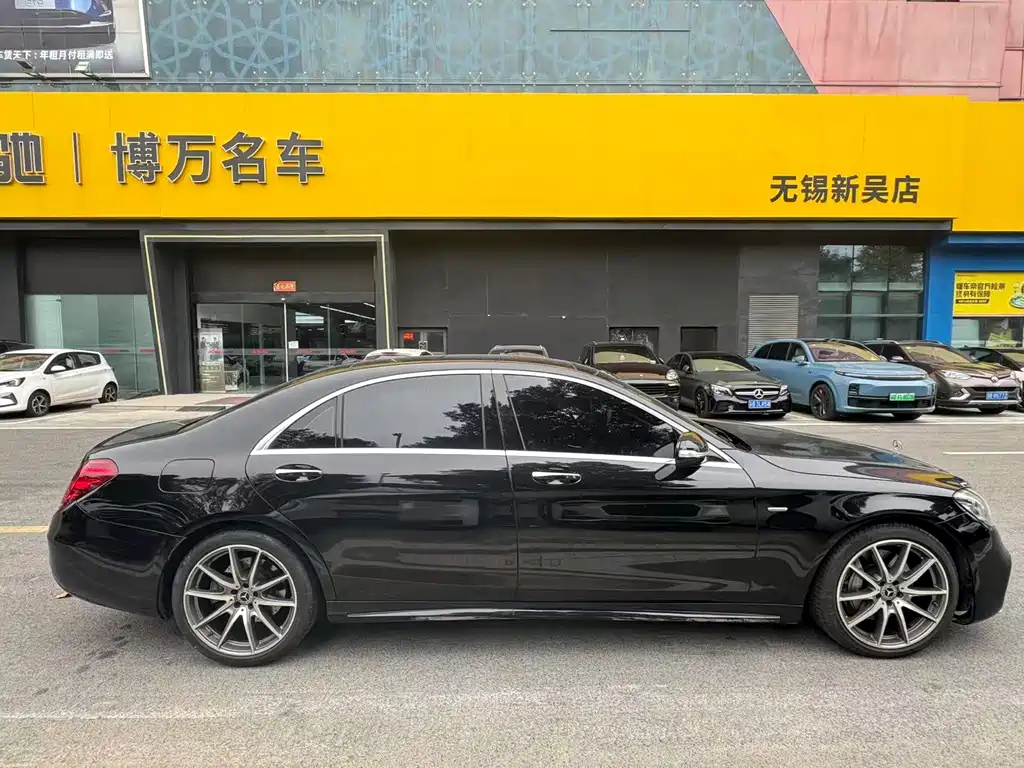 Mercedes-Benz S-Class — миниатюра 7