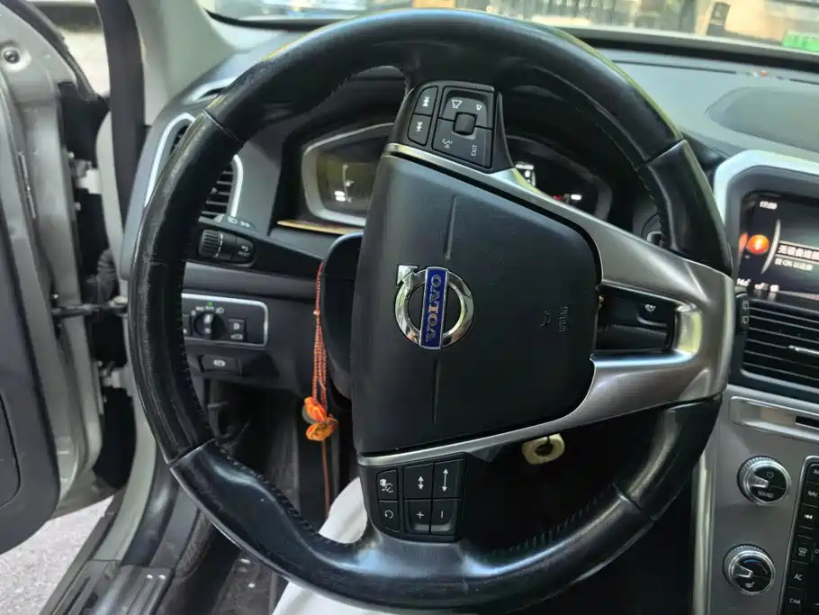 Volvo XC60 — миниатюра 15