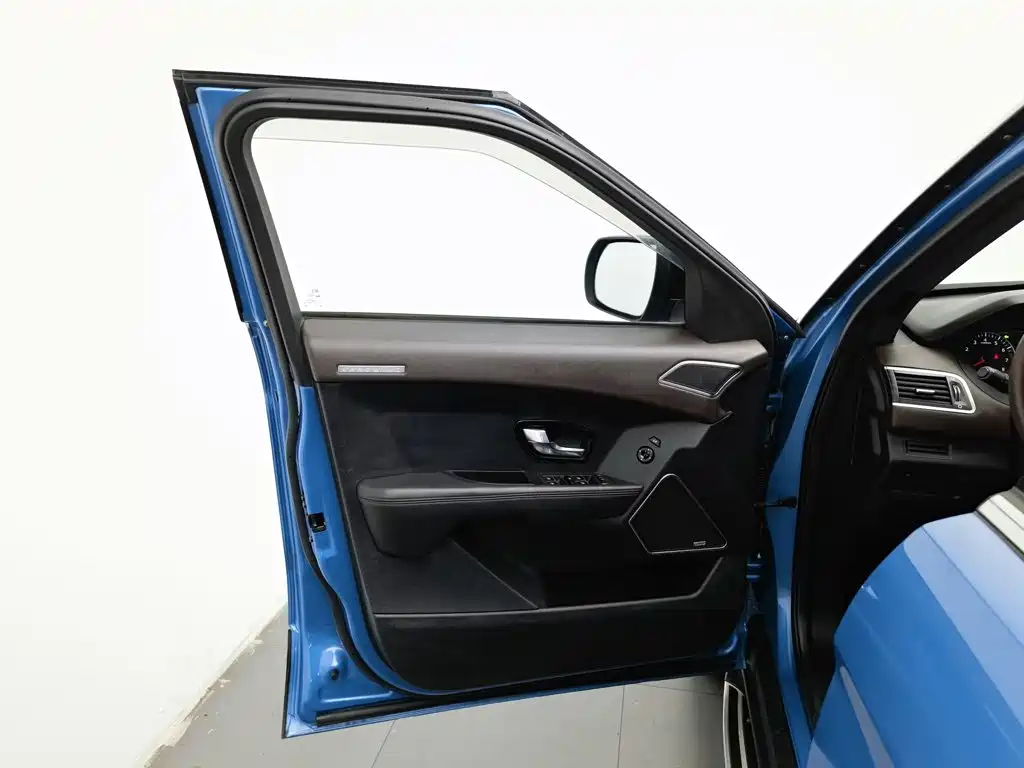 Landwind Landwind X7 — миниатюра 8