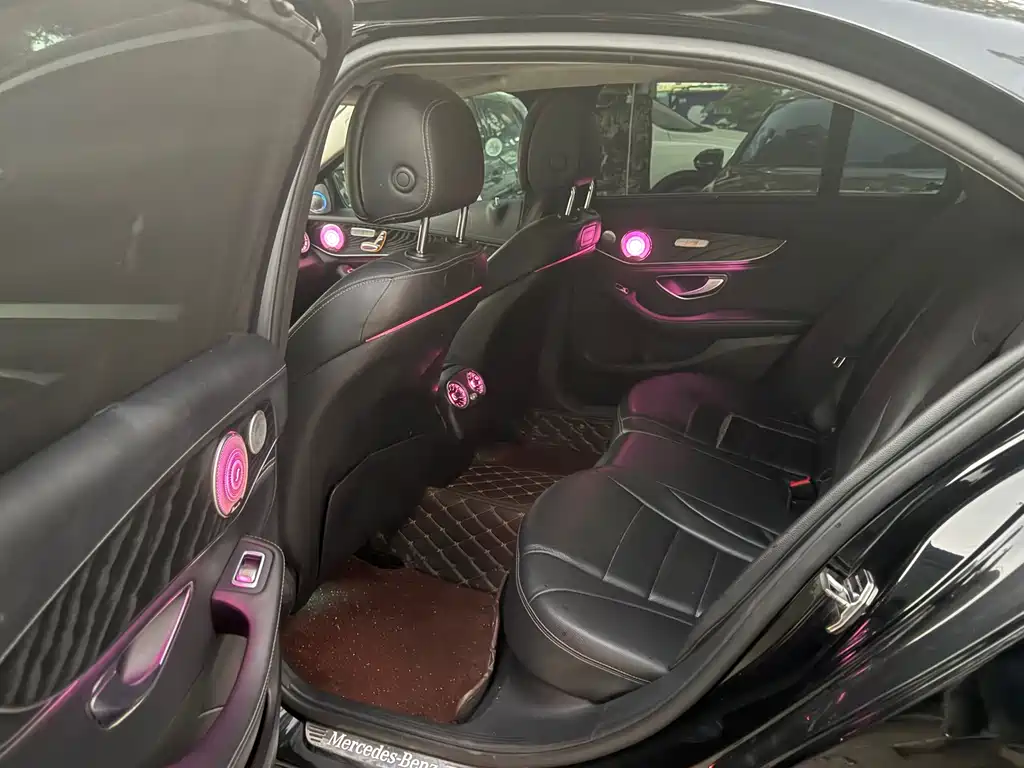 Mercedes-Benz C-Class — миниатюра 5