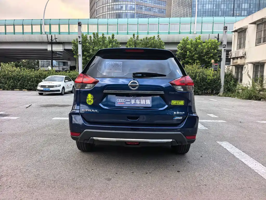 Nissan X-Trail — миниатюра 5