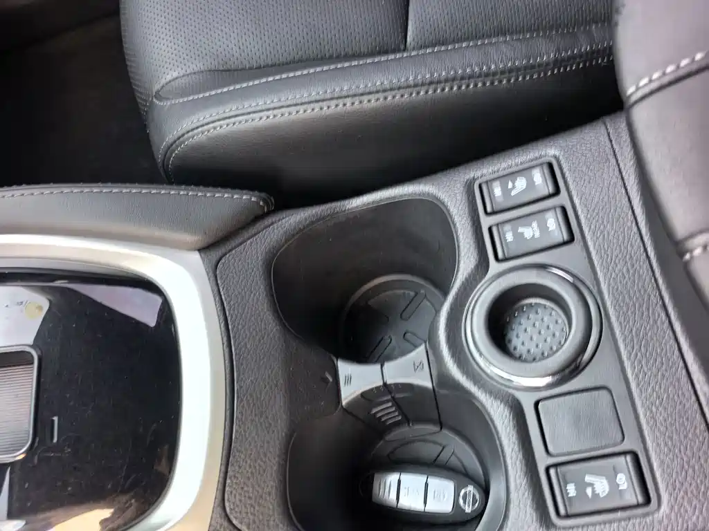 Nissan X-Trail — миниатюра 14