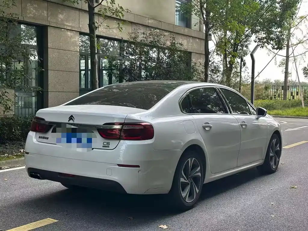Citroen C6 — миниатюра 9