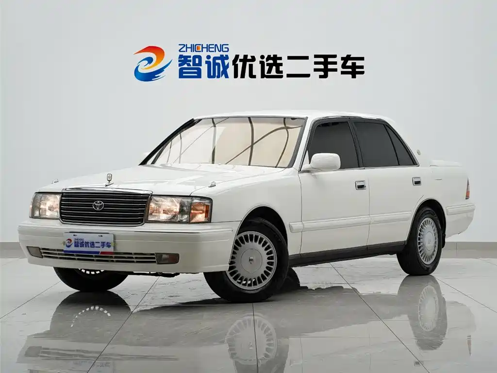 Toyota Crown (Import)