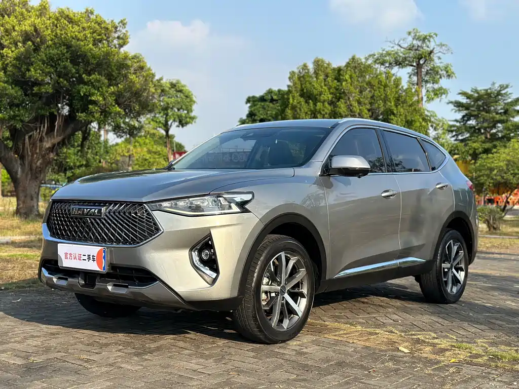 Haval F7