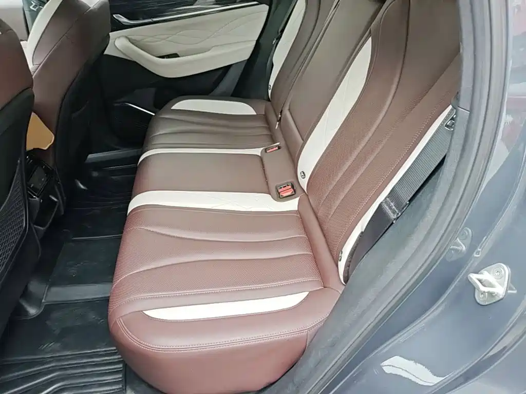 Geely Xingyue L — миниатюра 17