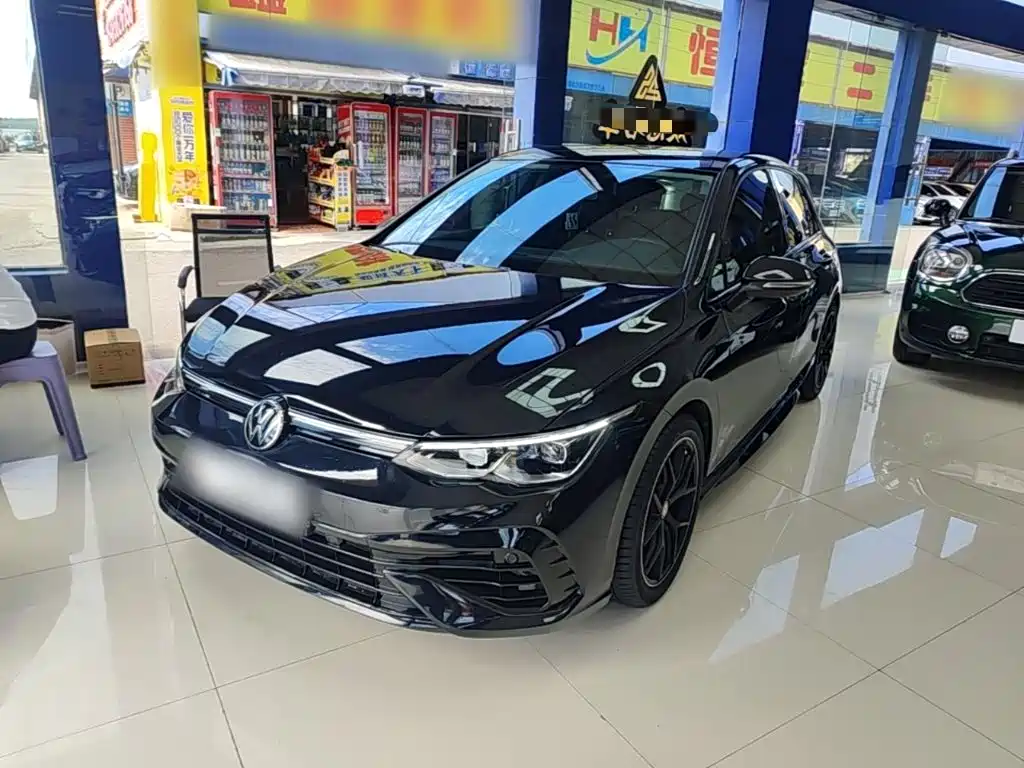 Volkswagen Golf 2023