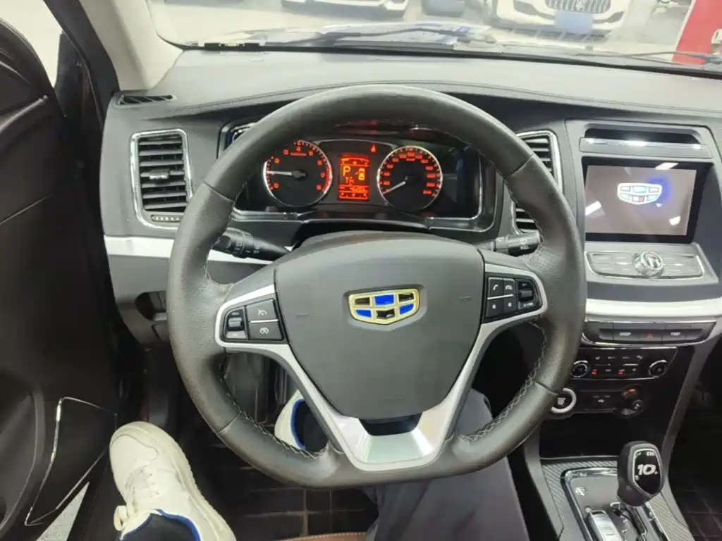 Geely Vision — миниатюра 11