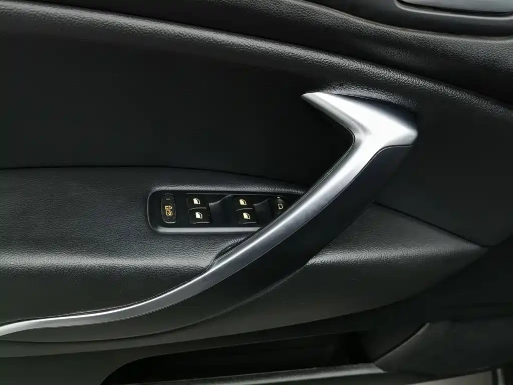 Citroen C5 — миниатюра 9