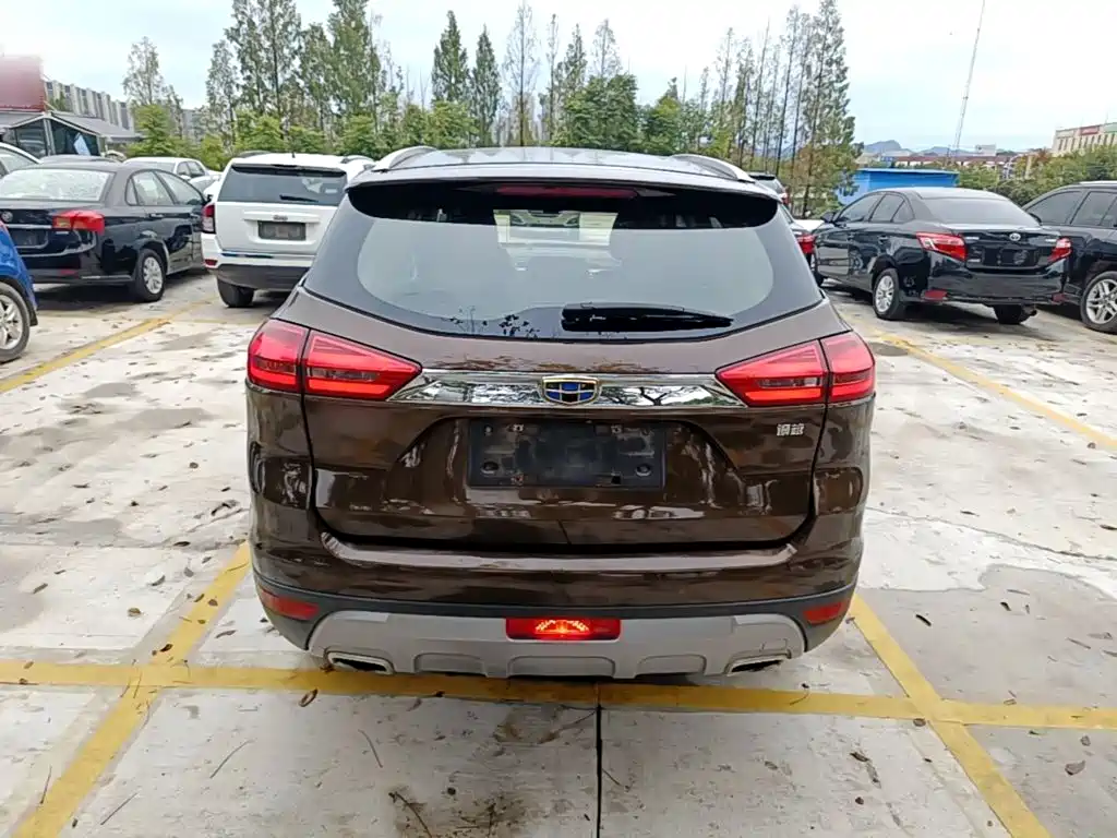 Geely Boyue — миниатюра 6