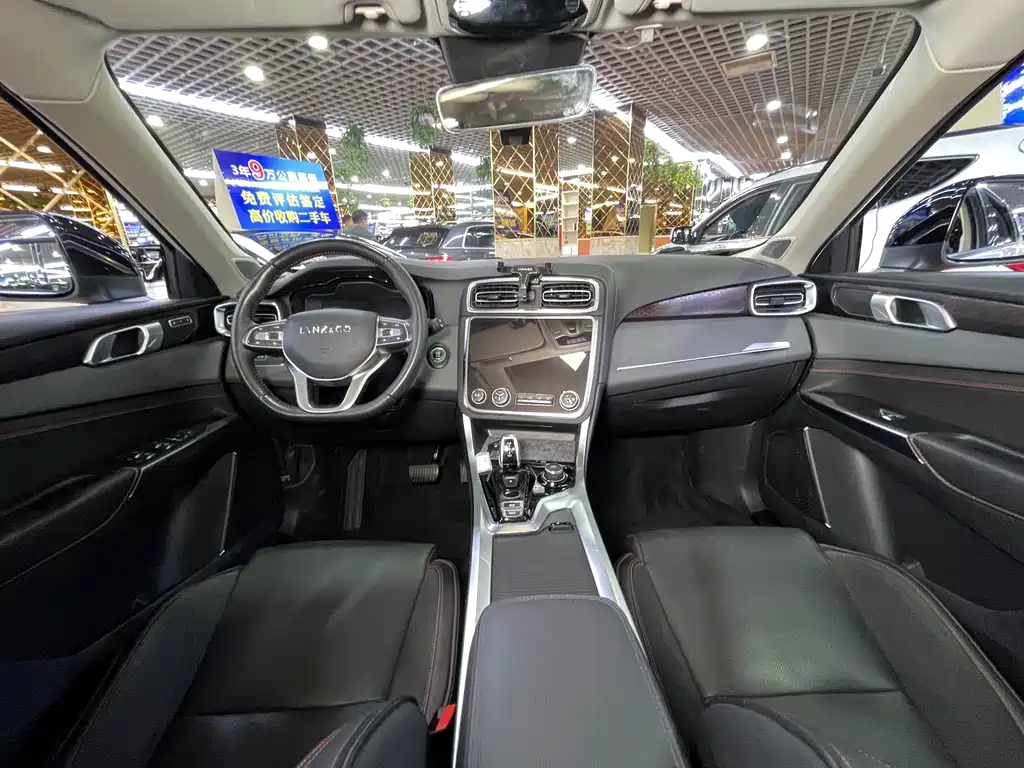 Lynk & Co 01 — миниатюра 15