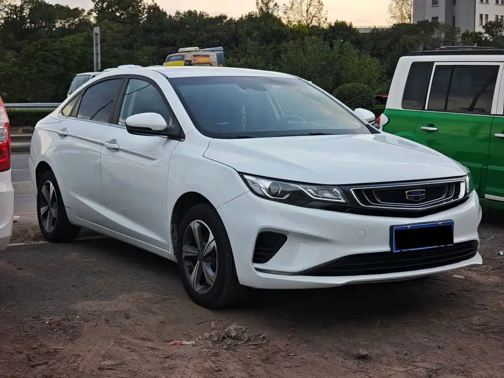 Geely Emgrand GL — миниатюра 3