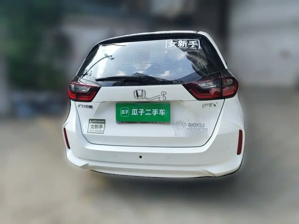 Honda Fit — миниатюра 4