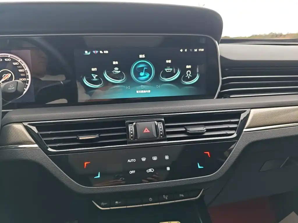 Hongqi Hongqi HS5 — миниатюра 13