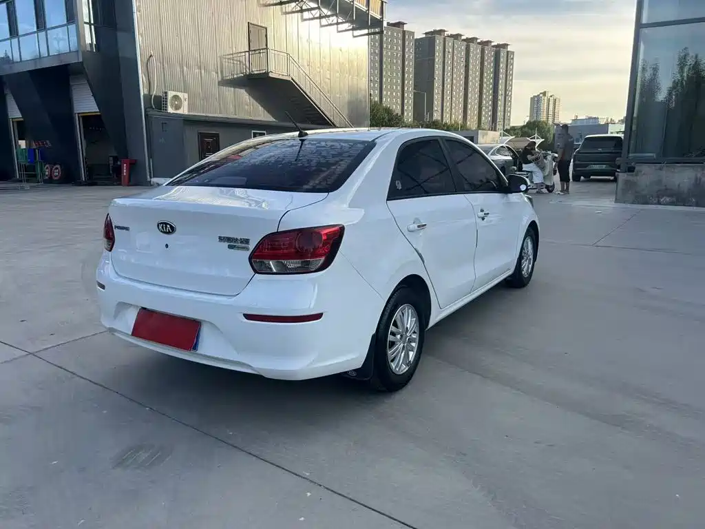 Kia Huanchi — миниатюра 8