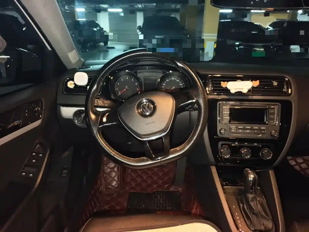 Volkswagen Sagitar — миниатюра 3