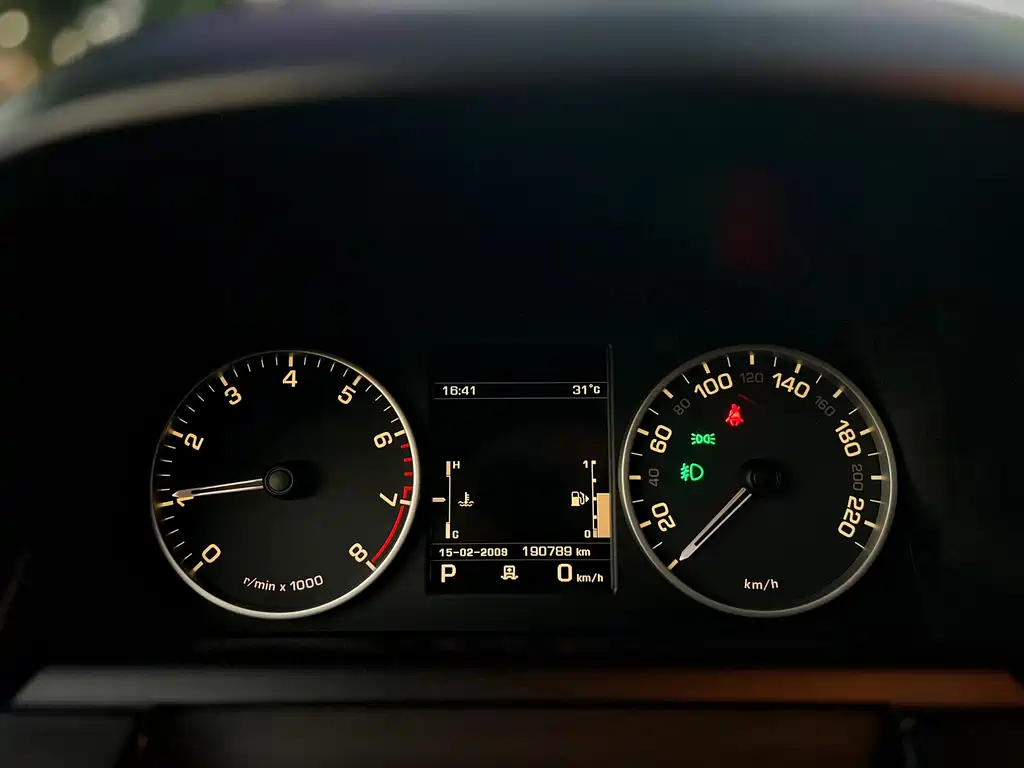 Land Rover Discovery — миниатюра 13