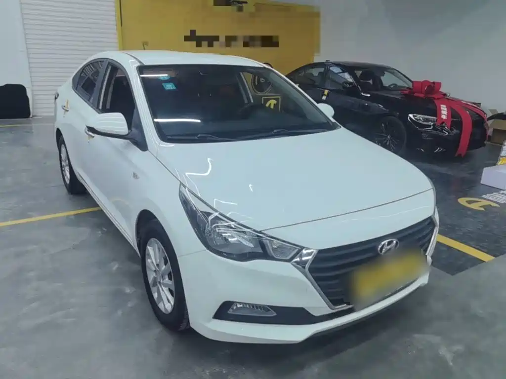 Hyundai Verna — миниатюра 4