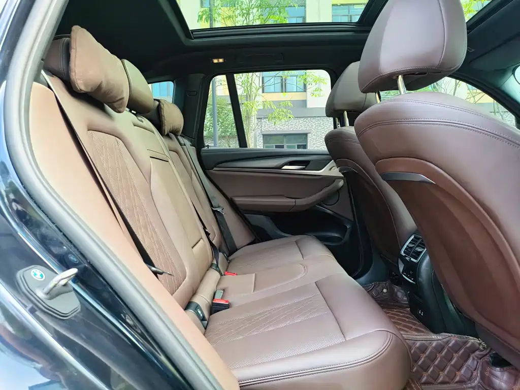 BMW X3 — миниатюра 9