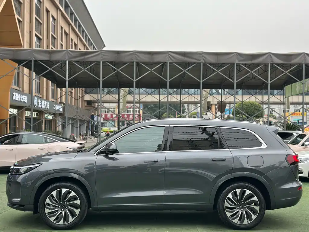 AITO ASK THE WORLD M7