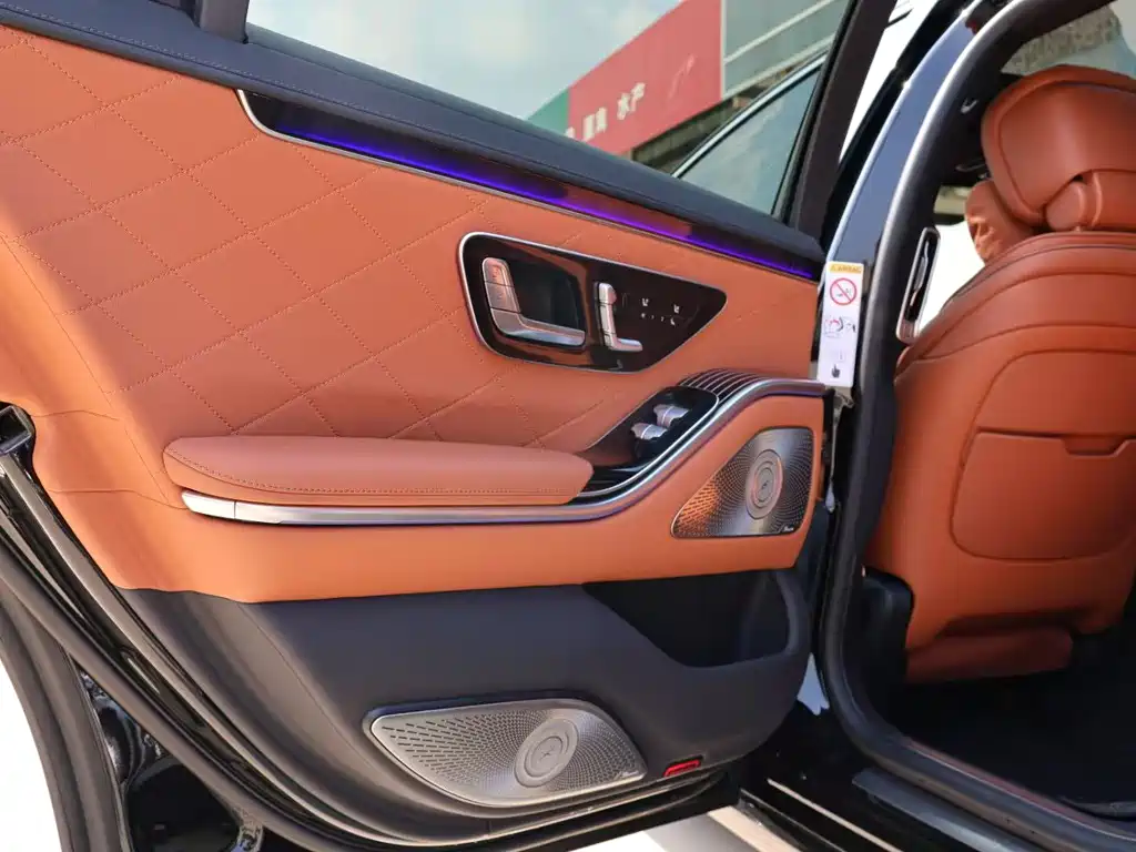 Mercedes-Benz S-Class — миниатюра 14