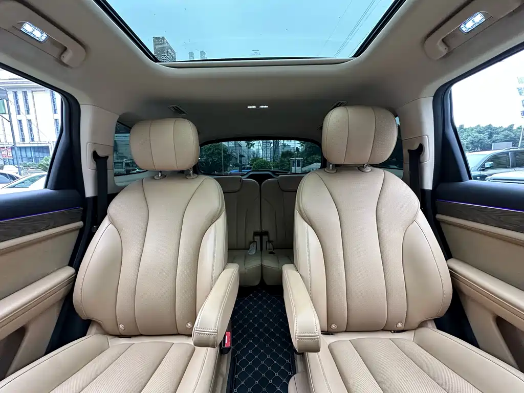 AITO ASK THE WORLD M7