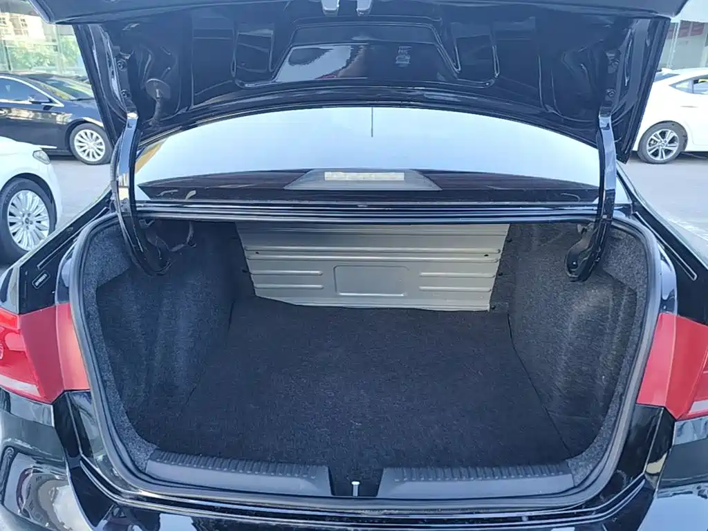 Volkswagen Santana — миниатюра 19