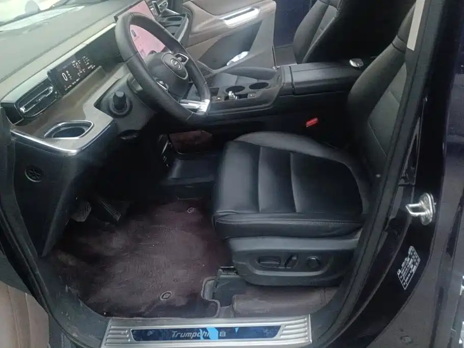 GAC Motor Trumpchi E8 PHEV — миниатюра 9