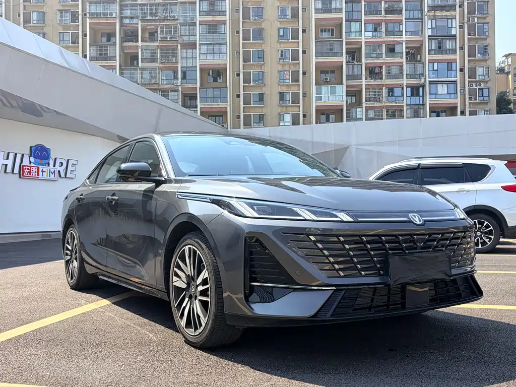 Changan Eado — миниатюра 3