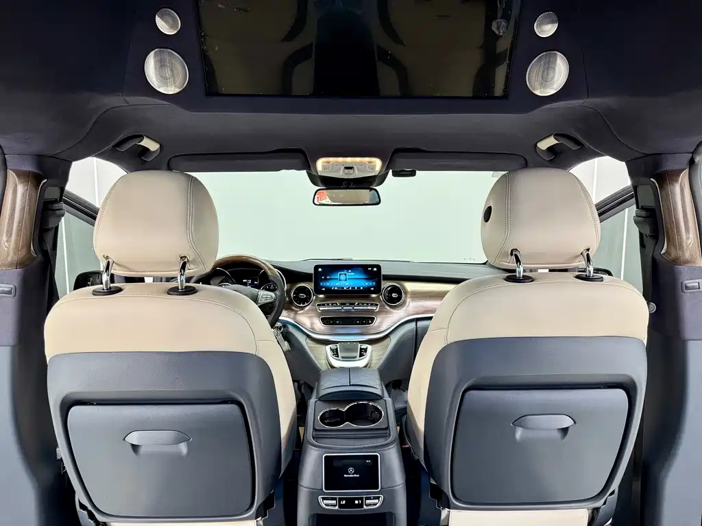 MERCEDES-BENZ V CLASS