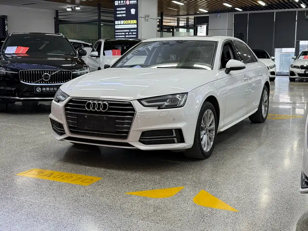 Audi A4L 2019