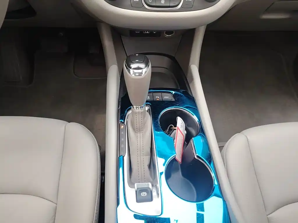 Chevrolet Malibu XL — миниатюра 14