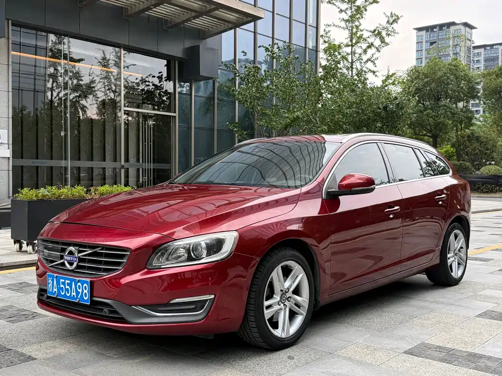 2014 Volvo V60 - zdjęcie 1 z 9