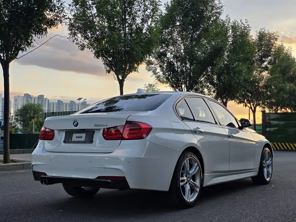 BMW 3 Series (Import) — миниатюра 22
