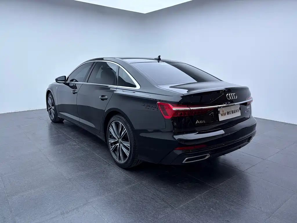 Audi A6L 2021 40 TFSI Luxury