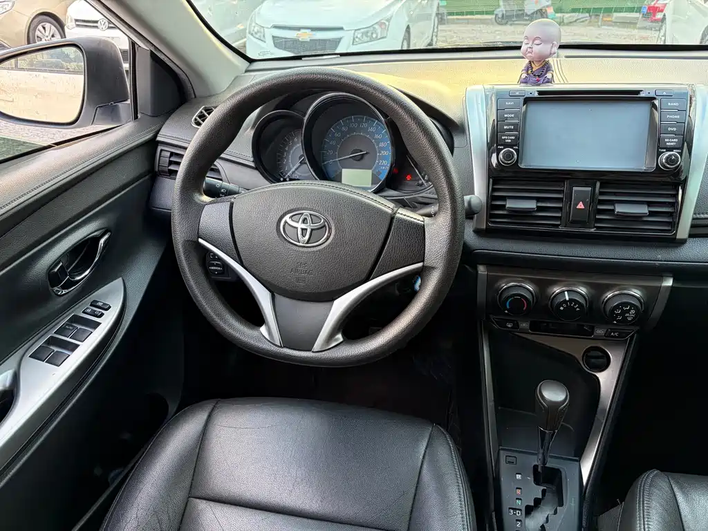 Toyota Yaris L — миниатюра 11