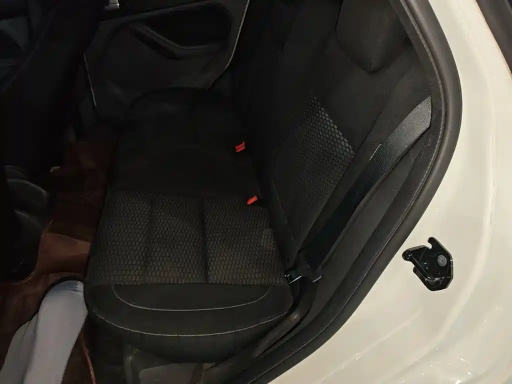 Ford Focus — миниатюра 17