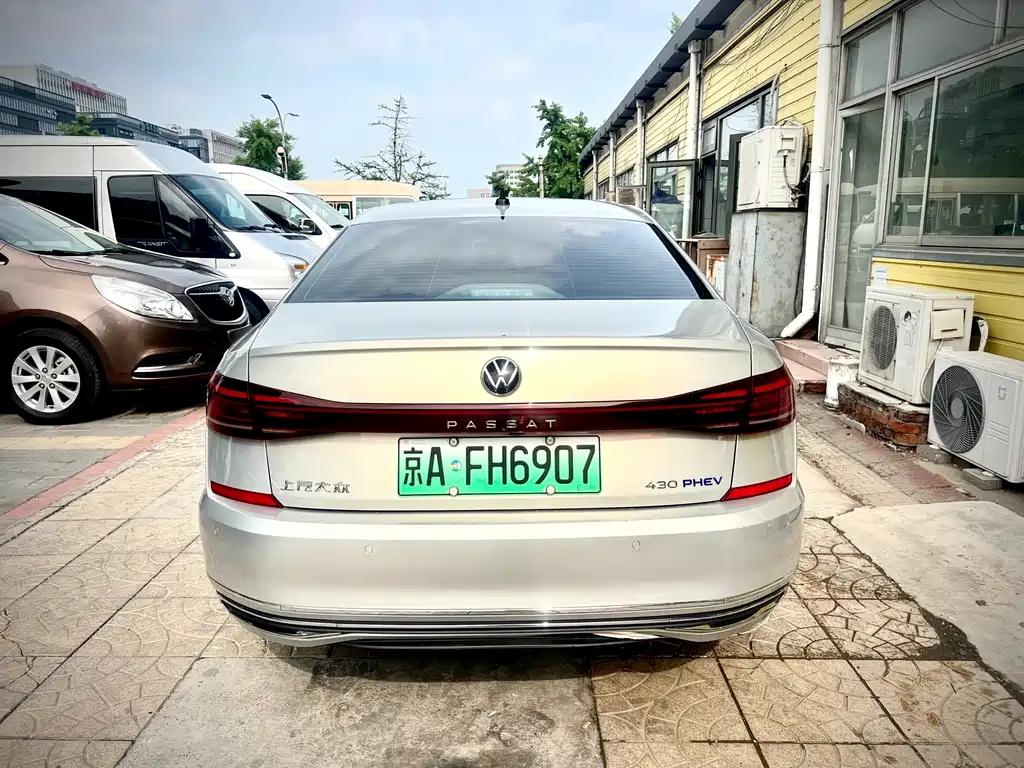 Volkswagen Passat PHEV 430PHEV Hybrid Luxury Edition, фото 6