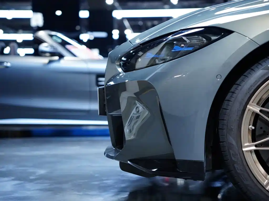 BMW M4 — миниатюра 2