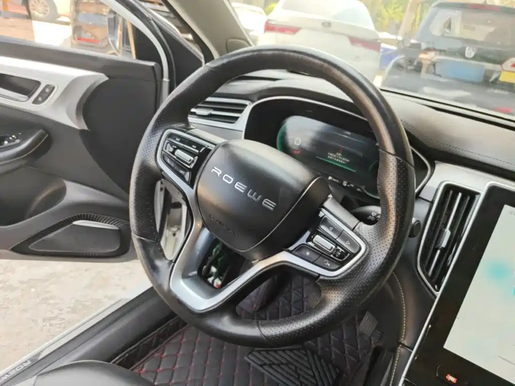 Roewe i6 MAX New Energy — миниатюра 11