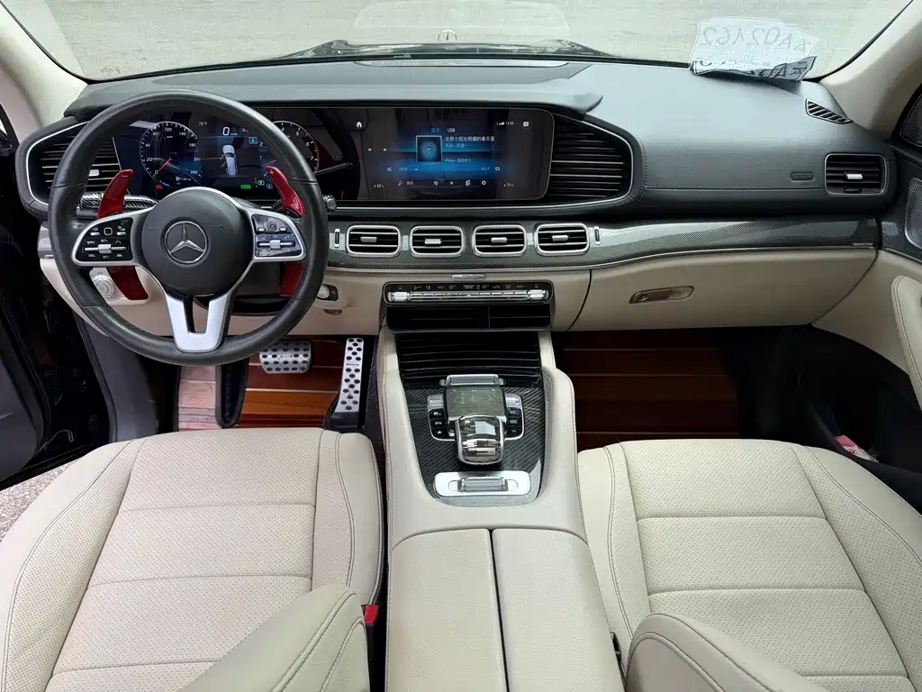 Mercedes-Benz GLS — миниатюра 8