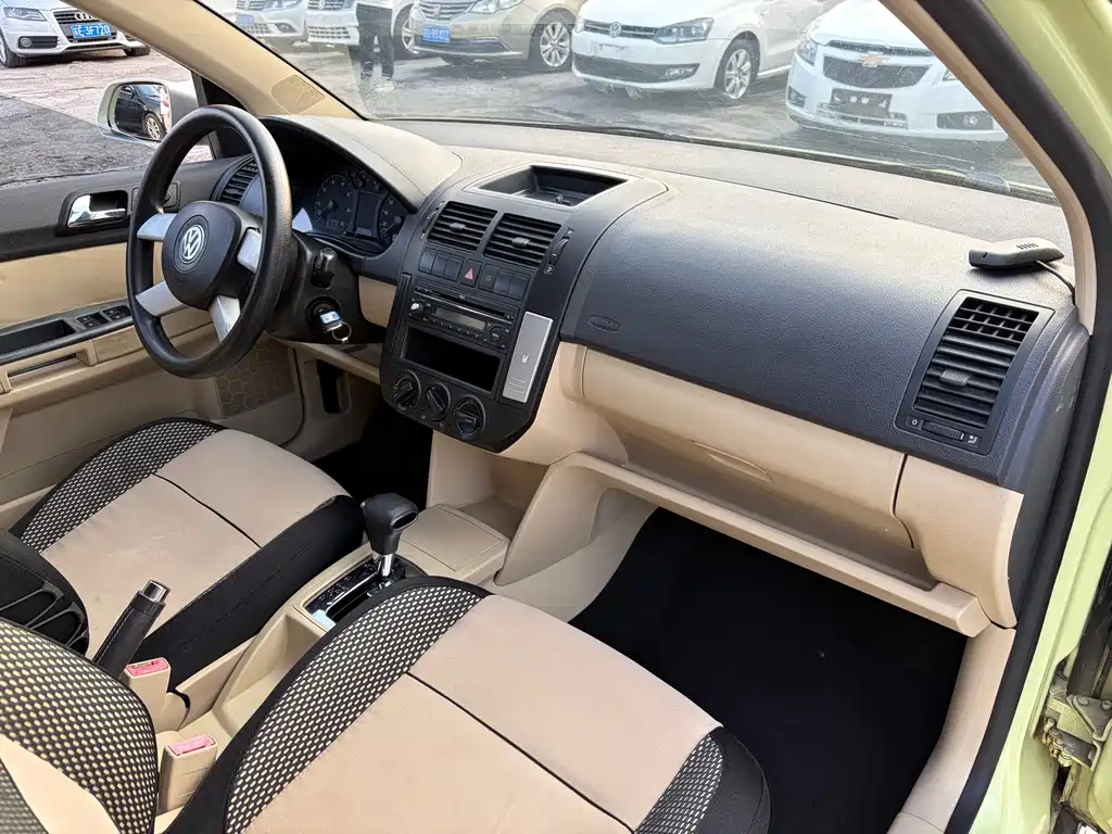 Volkswagen Polo — миниатюра 14