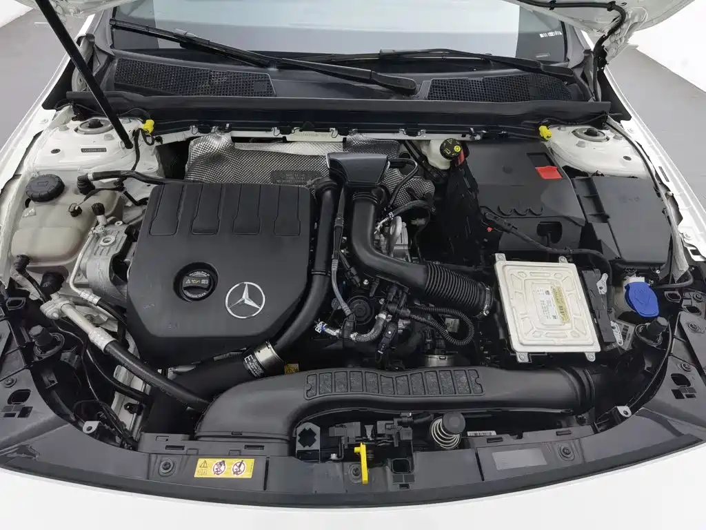 Mercedes-Benz A-Class — миниатюра 6